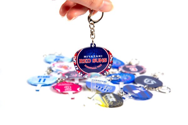 うちわ型アクリルキーホルダー